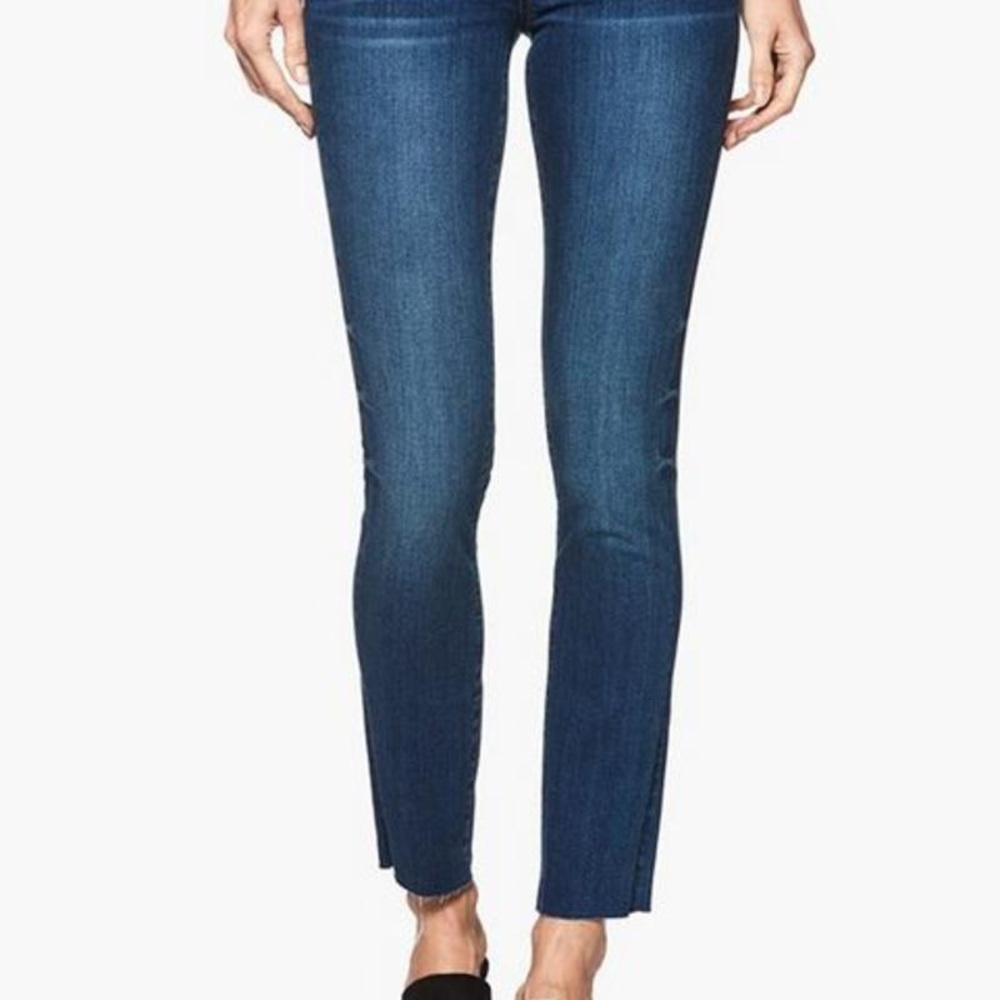 Paige Skyline Ankle Peg Jeans. size 29